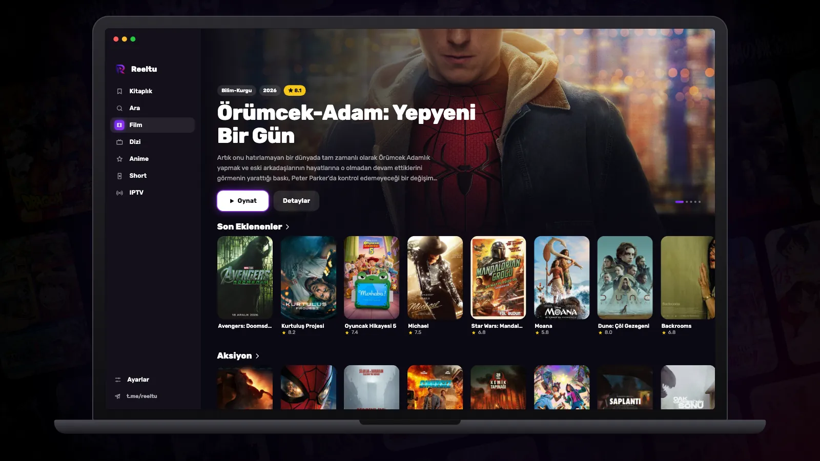 Reeltu'nun film satırlarını ve sol menüsünü gösteren bir Mac dizüstü bilgisayar.